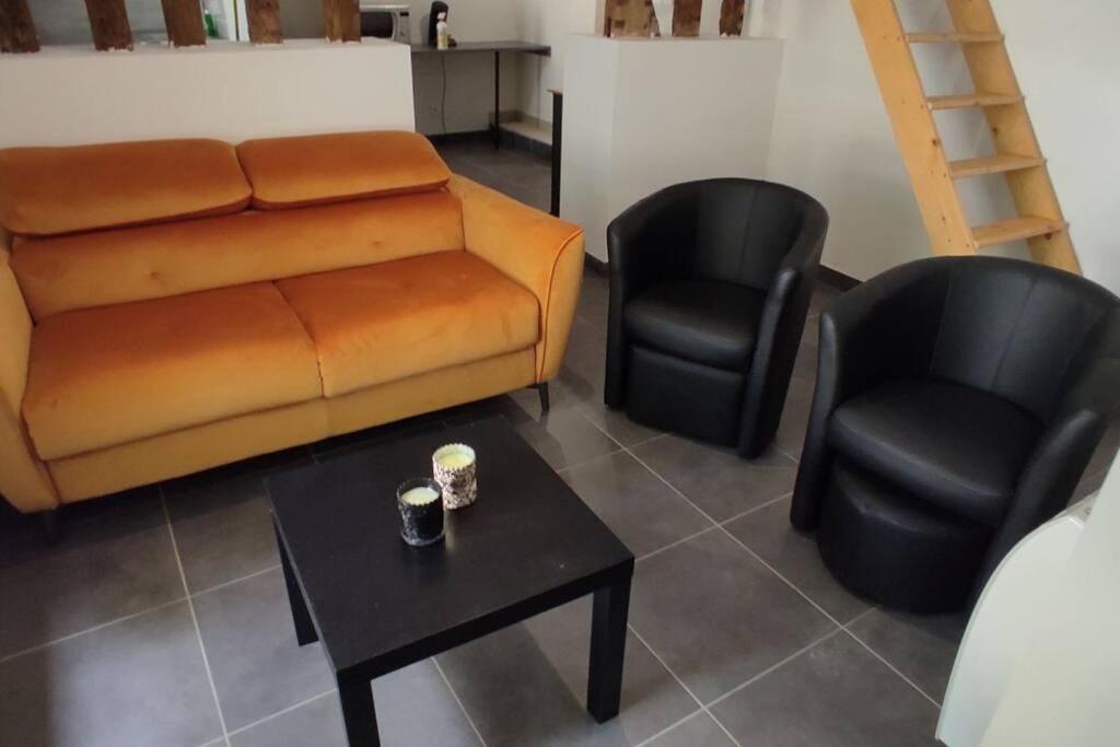 Appartement Hyper Centre Mayenne Εξωτερικό φωτογραφία