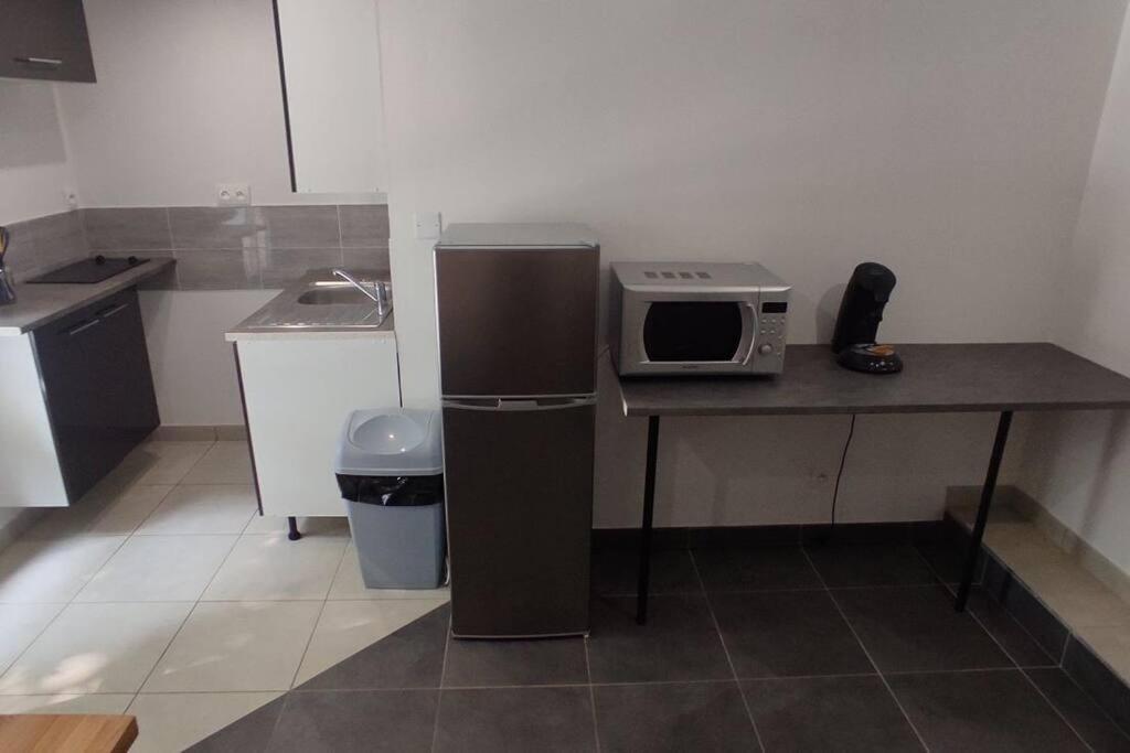 Appartement Hyper Centre Mayenne Εξωτερικό φωτογραφία